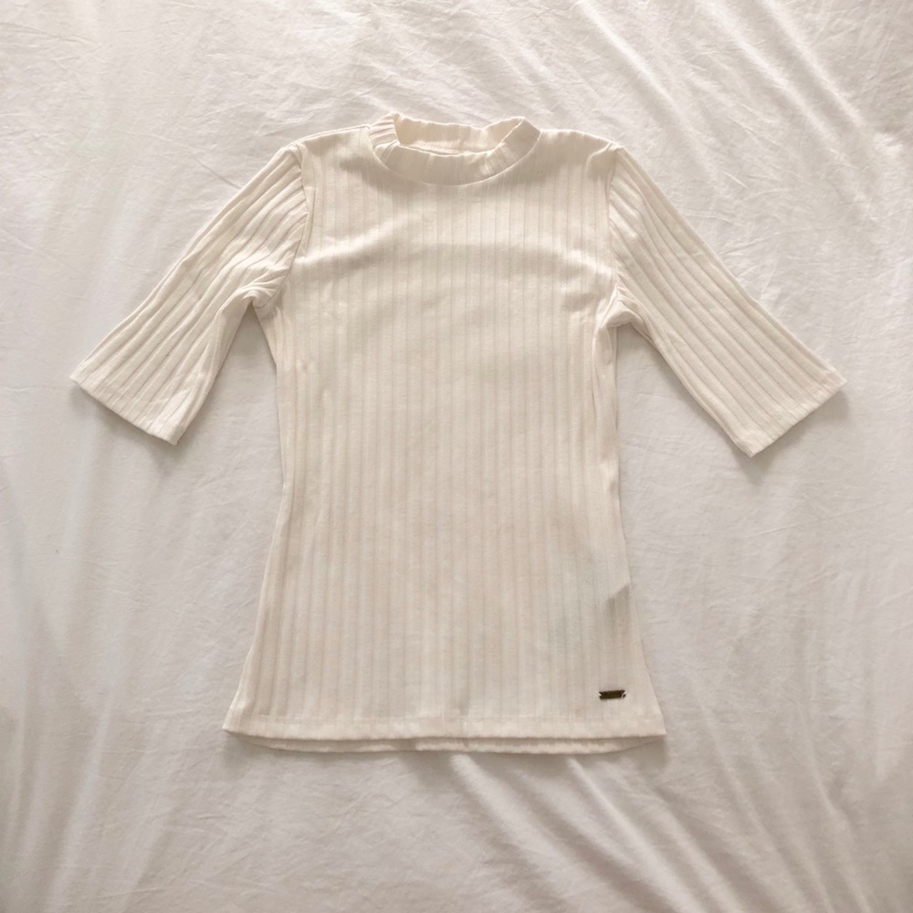 Ribbed mock neck top